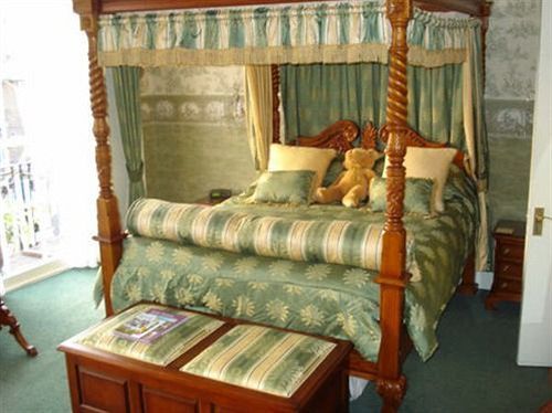 Гостевой дом Hubert House 4*